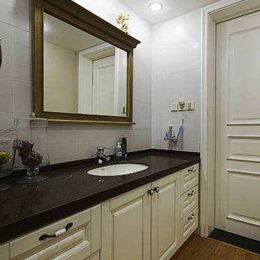 复古元素美式浴室柜装修效...