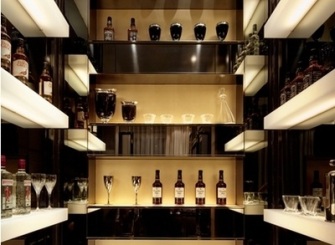 奢华现代风格红酒酒柜展示