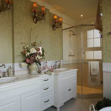 唯美欧式浴室柜设计效果展...