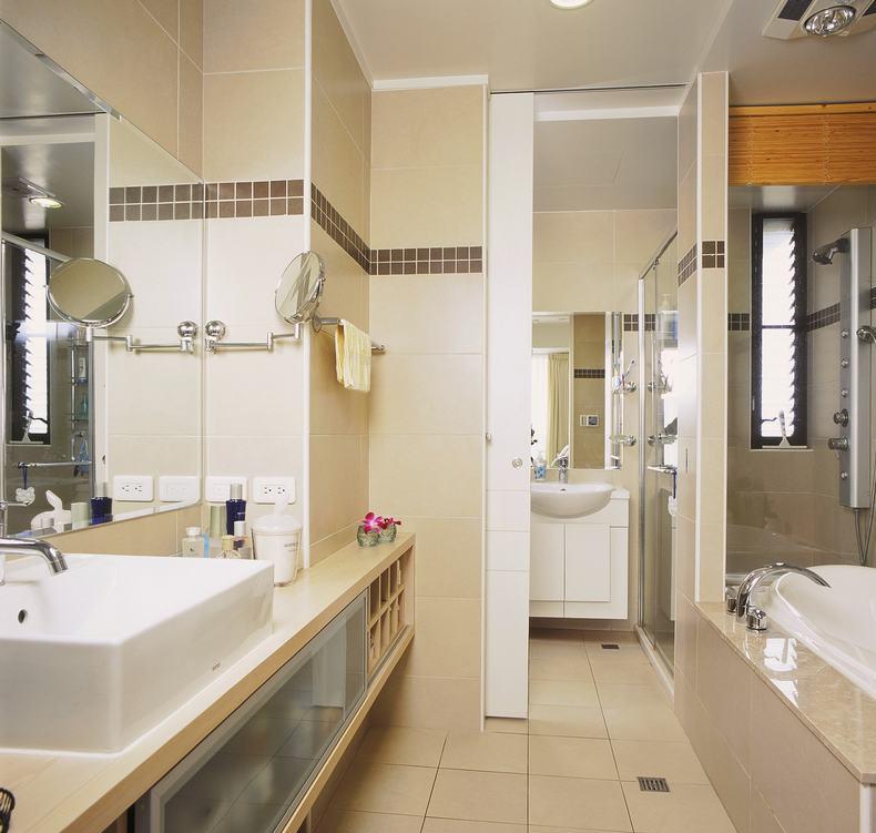 可开放与独立的卫浴空间，因应客人到访而有不同使用变化。