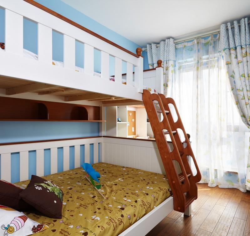儿童房选用上下床响应了国家的二胎政策。儿童房的颜色有人让有清新之感，提供良好的睡眠环境。