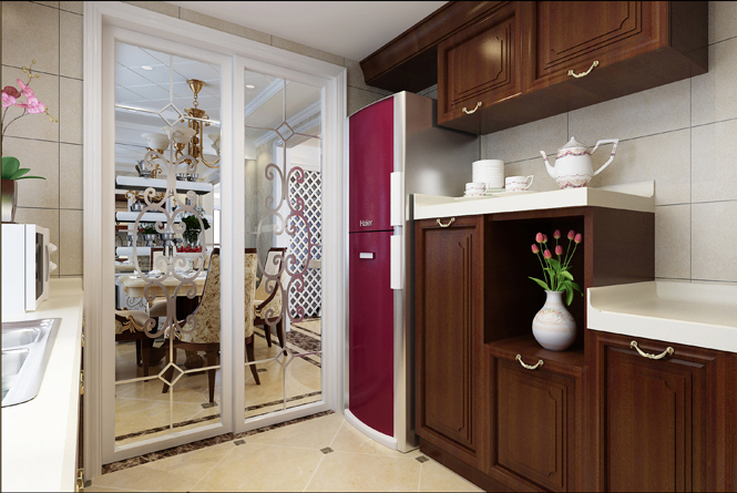 欧式的整体厨柜与简洁时尚现代化电器融为一体。