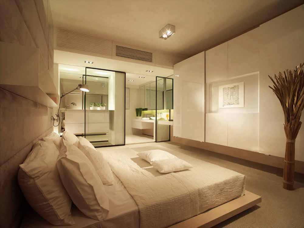 主卧不同于其他房间的风格，依据主人的喜好采用了裸色和白色搭配的设计风格，简约又雅致。