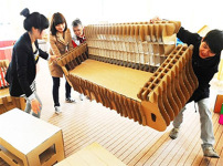 纸家具的相关图片