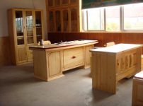 樟子松家具图片