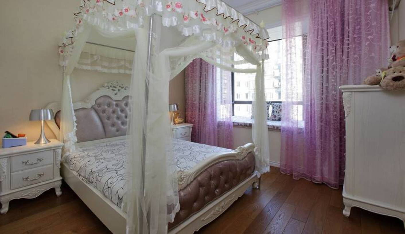欧式风格女生卧室窗帘装修图片-欧式风格床图片