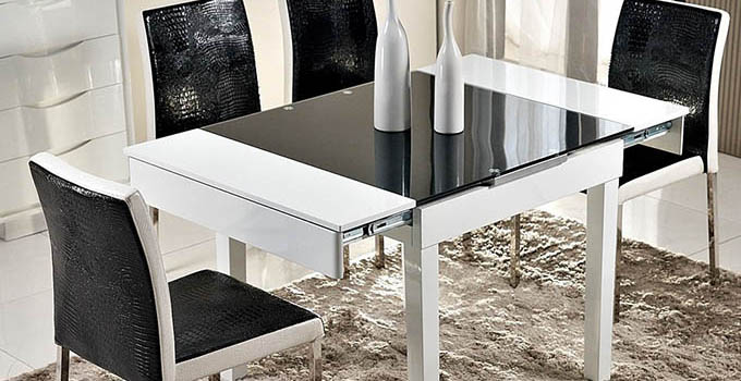 折叠餐桌款式 折叠餐桌的装饰与特性
