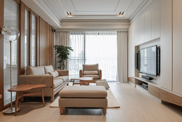 以米白色为基调的客厅，表现出了简约、休闲的空间性格。