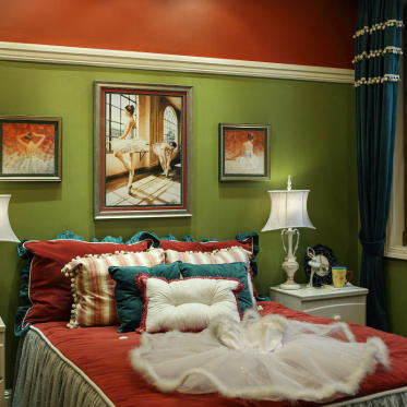 欧式风格绿色圣诞主题卧室...