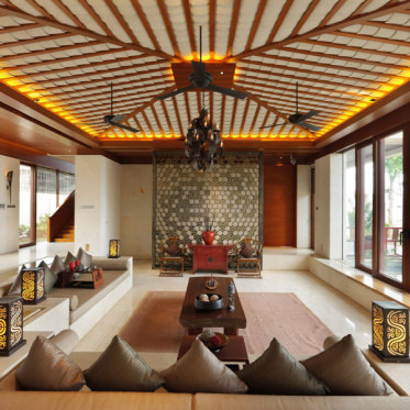 褐色东南亚风格客厅装修设...