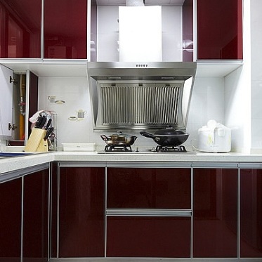 现代风格时尚红色厨房设计...