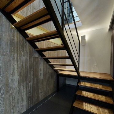 灰色现代风格楼梯设计案例