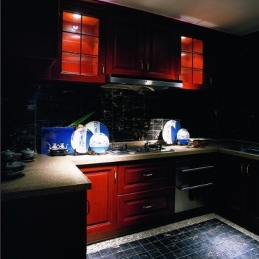 美式风格个性黑色厨房图片...