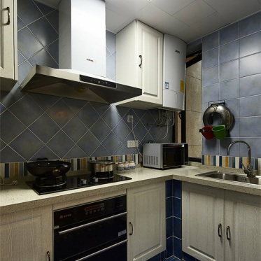 现代风格蓝色雅致厨房装修...