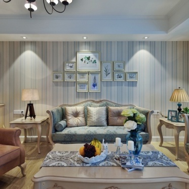 欧式风格浪漫蓝色客厅装潢...