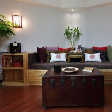 中式风格红色客厅沙发装饰...
