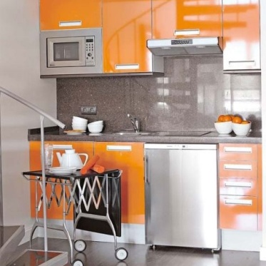 简约橙色厨房设计赏析