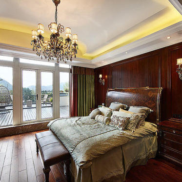 褐色新古典风格卧室装修布...