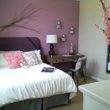 紫色温馨现代风格卧室装潢