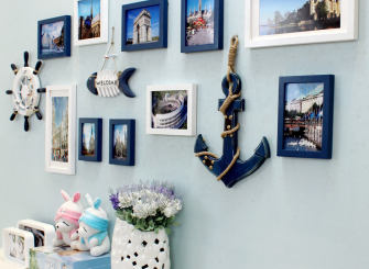 蓝色地中海风格照片墙装饰设计图片