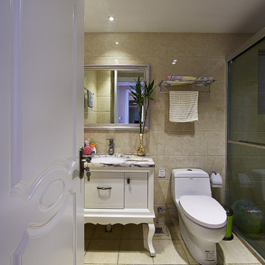白色欧式风格卫生间浴室柜...