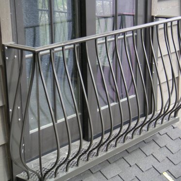 灰色欧式风格阳台栏杆装修...