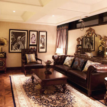 褐色新古典风格客厅家具装...
