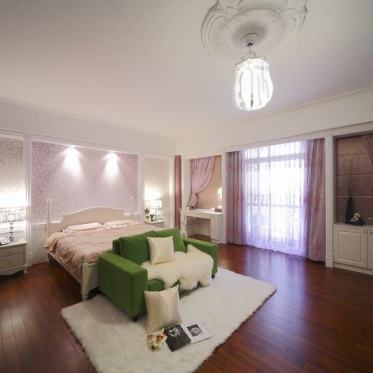 现代风格紫色卧室装饰图