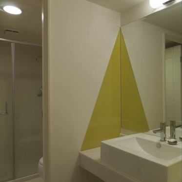 简约现代黄色卫生间设计装...