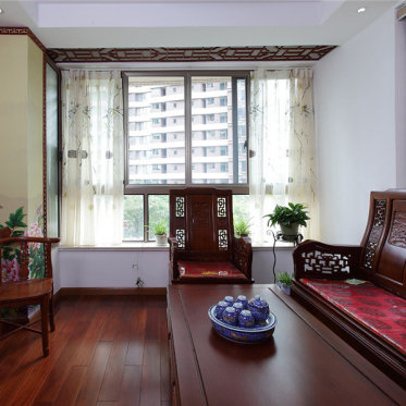中式传统典雅原木客厅设计...