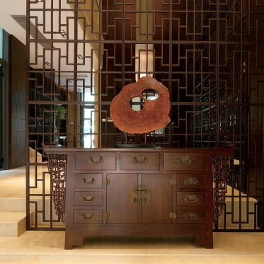 中式原木色古典玄关装饰案...