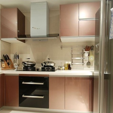 米色现代风格厨房橱柜设计...