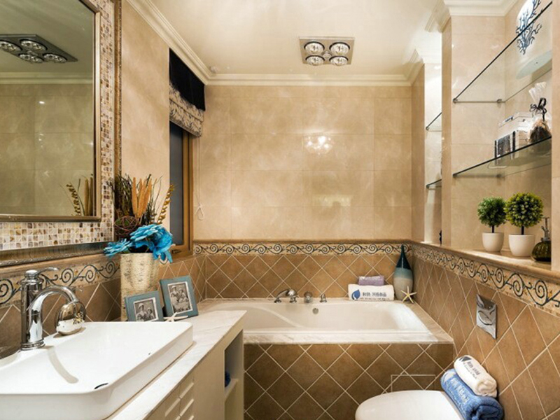 宽敞明亮的卫浴间，高品位的装饰情调，又不失温馨气息。