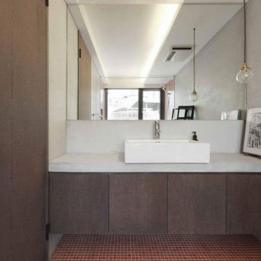 宜家褐色浴室柜设计