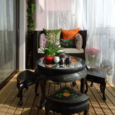 中式圆桌阳台设计