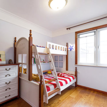 高低床简约儿童房设计