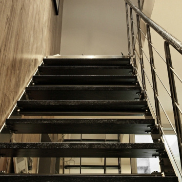 简约现代风格楼梯装修设计