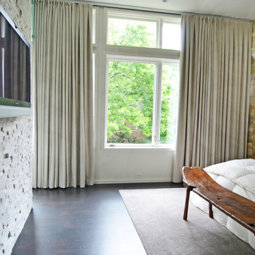 现代卧室窗帘美图设计