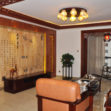 金色中式客厅背景墙欣赏