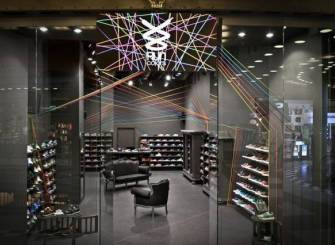 别具一格造型独特的鞋店装修图片