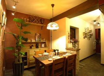 田园风格二居室餐厅墙面装修图片-田园风格餐边柜图片
