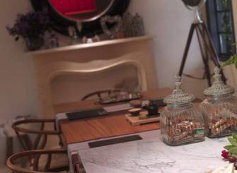 简约风格餐厅家具图片
