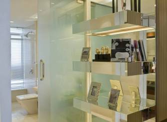 142m²三居室后现代风格过道背景墙装修图片-后现代风格置物架图片