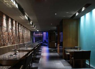 简约风格餐饮店过道装修图片-简约风格椅凳图片