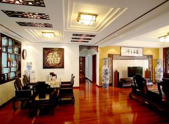 中式风格餐厅吊顶装修效果图-中式风格实木家具图片