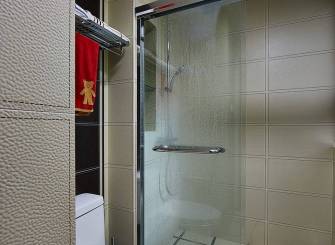 简约风格淋浴房实拍图