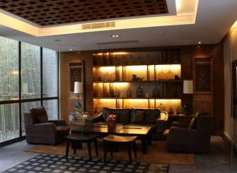 80m²二居室现代风格休闲娱乐间吊顶装修效果图-现代风格茶几图片 