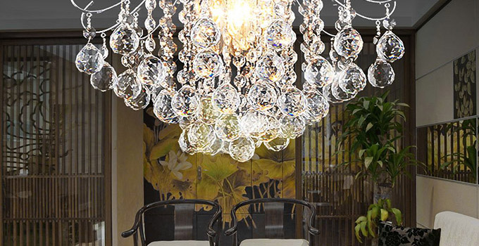 如何选择水晶吊灯 20160405171513_82307.jpg