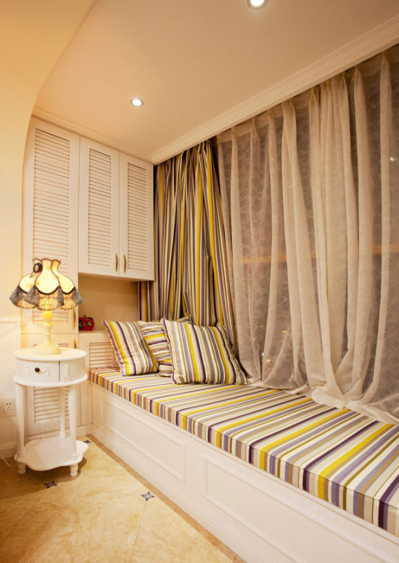 飘窗的装修风格 1456981028_0005188.jpg@815h_1e_1c