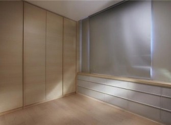 简约风格米色衣帽间图片欣赏